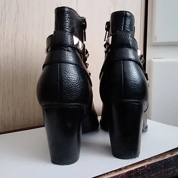 GUESS Ankle Boots sz 8,5 - Picture 2 of 6